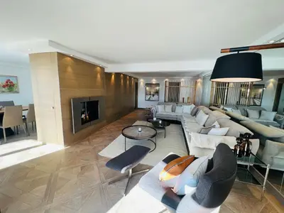Ein Sitzbereich in der Unterkunft Exclusive Comfy Apartment in Central Crans-Montana