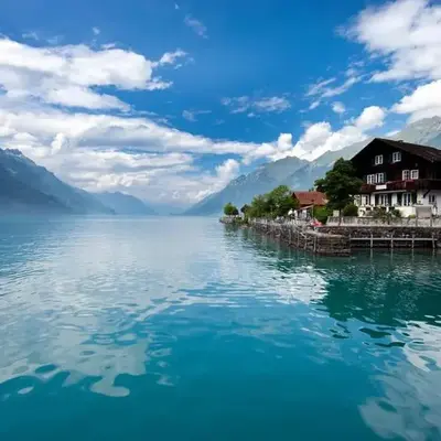 Al Porto Fantastic Lake & Mountain View Apartment