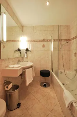Ein Badezimmer in der Unterkunft Haus Shangri-La