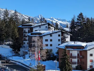Ein allgemeiner Bergblick oder ein Berglick von der Ferienwohnung aus