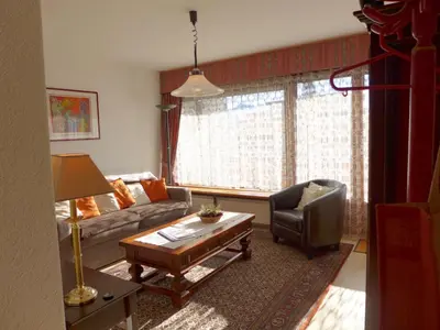 Ein Sitzbereich in der Unterkunft Apartment Rond-Point 27 by Interhome