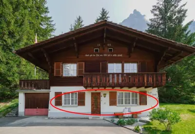 Das Gebäude in dem sich die Ferienwohnung befindet