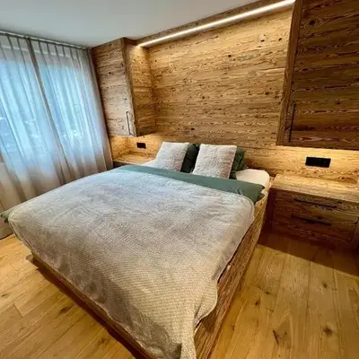 Chalet Spatz Garden near Oeschinen Lake with Sauna access