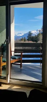 Ein allgemeiner Bergblick oder ein Berglick von der Ferienwohnung aus