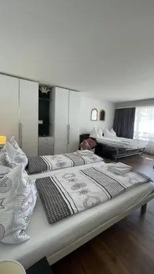 Ein Bett oder Betten in einem Zimmer der Unterkunft Studio Haus Castello