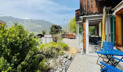 Ein allgemeiner Bergblick oder ein Berglick von der Ferienwohnung aus