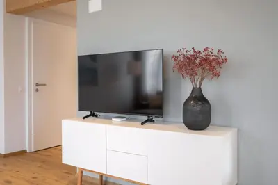TV/Unterhaltungsangebot in der Unterkunft Bijou Lake Side - mit Seesicht und Privatstrand