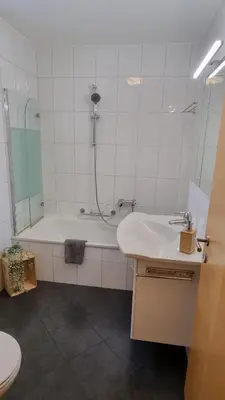Ein Badezimmer in der Unterkunft Apartment ZerMo