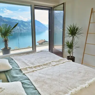 Dreamview Retreat - Breathtaking Lake Views