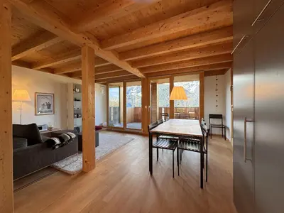 Ein Sitzbereich in der Unterkunft Chalet Roossi 4
