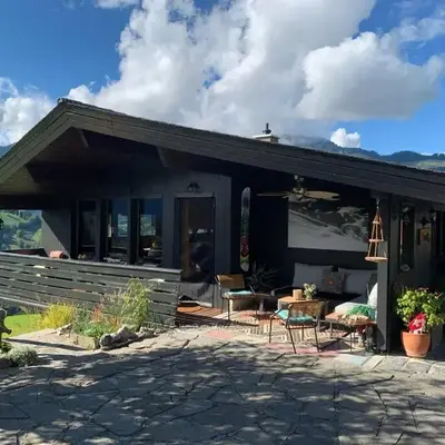 Drop In mountain chalet