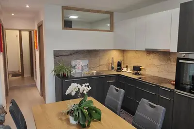 Küche/Küchenzeile in der Unterkunft Logement Premium à Salins