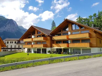Ein allgemeiner Bergblick oder ein Berglick von der Ferienwohnung aus