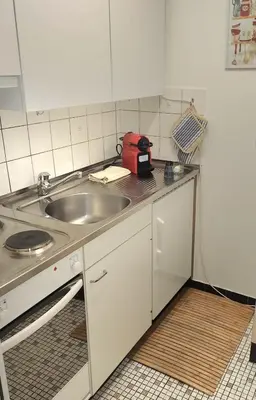 Grundriss der Unterkunft Familienfreundliche Studio 42m2 mit gratis Parking und WiFI nahe Sportaren und Torrentbahn