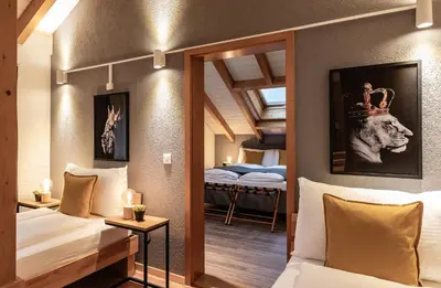 Ein Bett oder Betten in einem Zimmer der Unterkunft Spirit Apartments - The Penthouse - Lake View - Parking