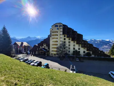 Ein allgemeiner Bergblick oder ein Berglick von der Ferienwohnung aus