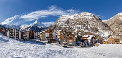 Ein allgemeiner Bergblick oder ein Berglick von der Ferienwohnung aus