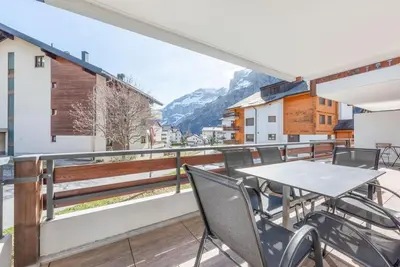 Ein allgemeiner Bergblick oder ein Berglick von der Ferienwohnung aus
