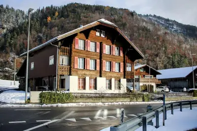Ein allgemeiner Bergblick oder ein Berglick von der Ferienwohnung aus