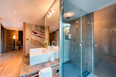 Ein Badezimmer in der Unterkunft Luxury Loft by Heinz Julen
