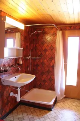 Ein Badezimmer in der Unterkunft Family-friendly chalet apt with balcony