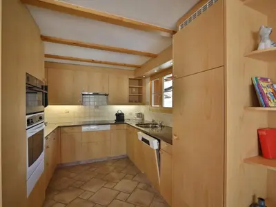 Küche/Küchenzeile in der Unterkunft Apartment Hohliebestrasse 24 by Interhome