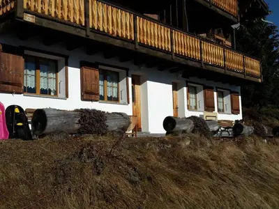 Das Gebäude in dem sich die Ferienwohnung befindet