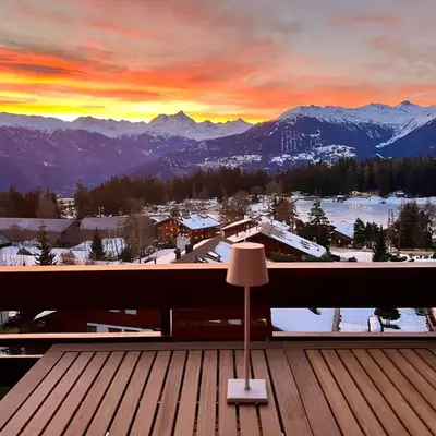 Magnifique attique avec vue sur le lac de la Moubra