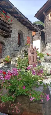 Ein Garten an der Unterkunft The Raven B&B