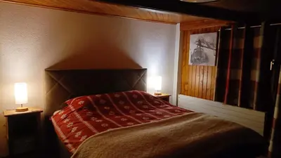 Ein Bett oder Betten in einem Zimmer der Unterkunft The Raven B&B