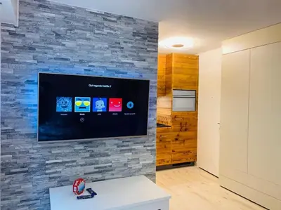 TV/Unterhaltungsangebot in der Unterkunft Crans Montana - Studio au pied du téléphérique