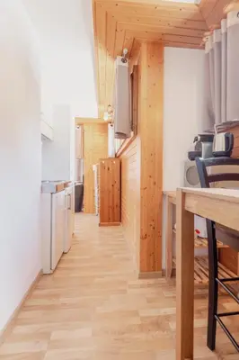 Küche/Küchenzeile in der Unterkunft Studio dans le plus beau village de Suisse