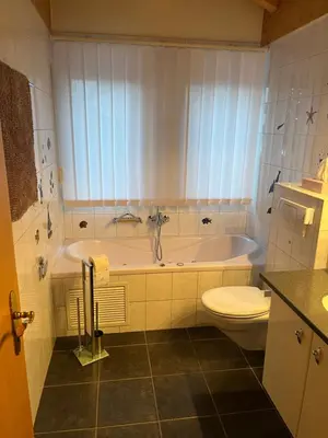 Ein Badezimmer in der Unterkunft Chalet Adler Bettmeralp