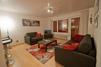 Ein Sitzbereich in der Unterkunft Haus Arola, Apartment Hirle