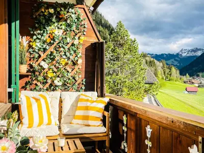 Ein allgemeiner Bergblick oder ein Berglick von der Ferienwohnung aus