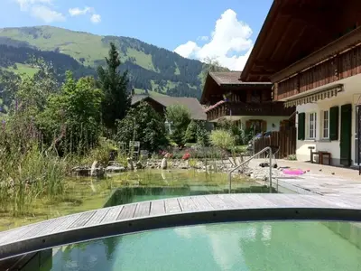 Ein allgemeiner Bergblick oder ein Berglick von der Ferienwohnung aus