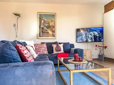 Ein Sitzbereich in der Unterkunft Apartment Chamois AZ10 by Interhome