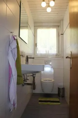 Ein Badezimmer in der Unterkunft Apartment Weideli by Interhome