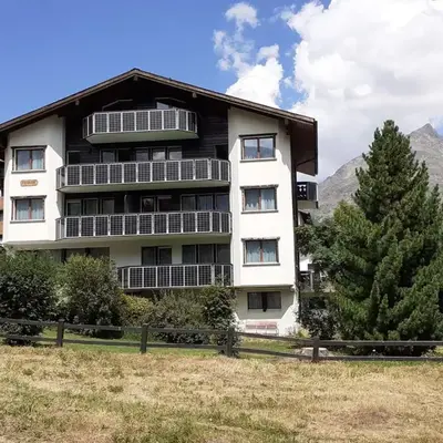 Apartment Floralpina by Interhome