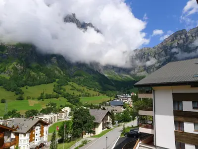 Ein allgemeiner Bergblick oder ein Berglick von der Ferienwohnung aus