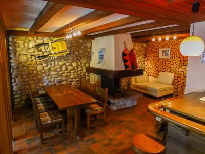 Ein Sitzbereich in der Unterkunft Apartment Ringstrasse Apt 423 by Interhome