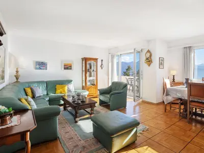 Ein Sitzbereich in der Unterkunft Apartment Vermala Soleil B 13 by Interhome