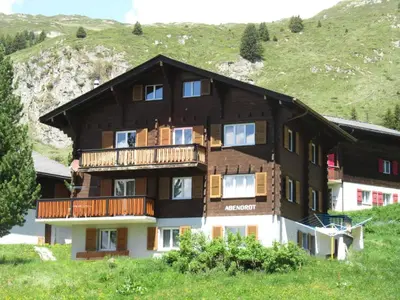 Ein allgemeiner Bergblick oder ein Berglick von der Ferienwohnung aus