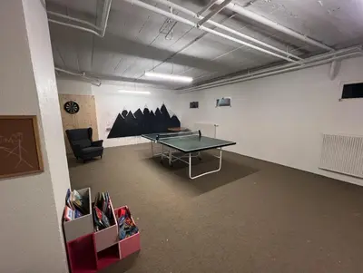 Eine Spielezimmer in der Unterkunft Appartement ski in&out à Thyon