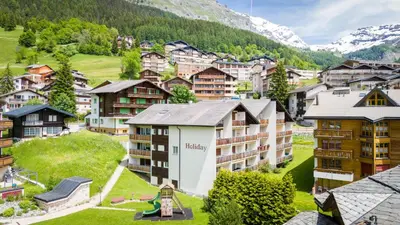 Ein allgemeiner Bergblick oder ein Berglick von der Ferienwohnung aus