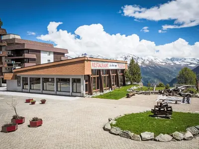 Ein allgemeiner Bergblick oder ein Berglick von der Ferienwohnung aus
