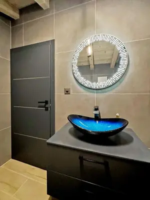 Ein Badezimmer in der Unterkunft Dynastic Penthouse - 4 Valleys - Swiss Alps