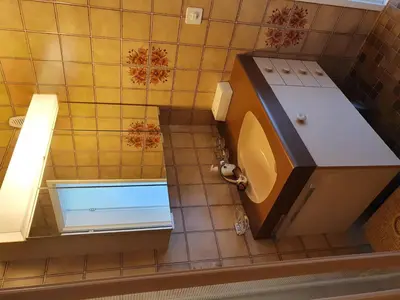 Ein Badezimmer in der Unterkunft Apartment Panoramaferienwohnung Waldkircher by Interhome