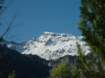 Ein allgemeiner Bergblick oder ein Berglick von der Ferienwohnung aus