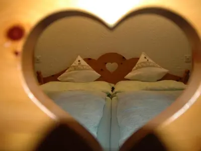 Ein Bett oder Betten in einem Zimmer der Unterkunft Apartment Bärgchutzli Parterre by Interhome